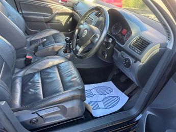 Volkswagen Golf 2.0 TDI GT 5dr