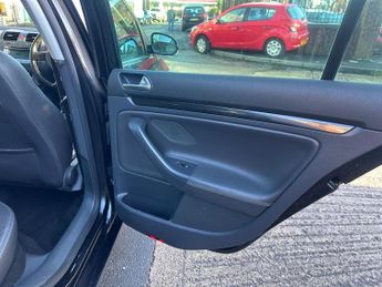Volkswagen Golf 2.0 TDI GT 5dr