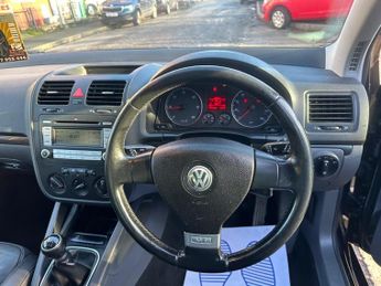 Volkswagen Golf 2.0 TDI GT 5dr