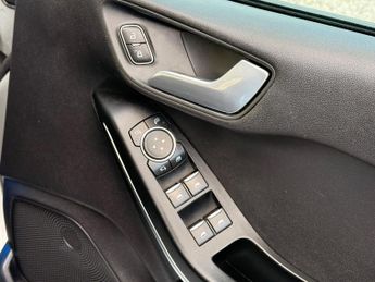 Ford Fiesta 1.0T EcoBoost Titanium Auto Euro 6 (s/s) 5dr