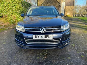 Volkswagen Touareg 3.0 TDI V6 BlueMotion Tech R-Line Tiptronic 4WD Euro 5 (s/s) 5dr