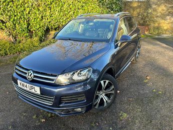 Volkswagen Touareg 3.0 TDI V6 BlueMotion Tech R-Line Tiptronic 4WD Euro 5 (s/s) 5dr