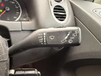 Volkswagen Tiguan 2.0 TDI Sport Auto 4WD Euro 4 5dr