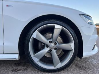 Audi A6 Saloon 2.0 TDI ultra Black Edition S Tronic Euro 6 (s/s) 4dr