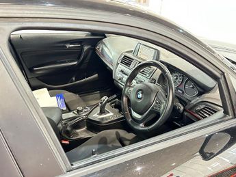 BMW 1 Series 2.0 120d Sport Auto Euro 5 (s/s) 5dr