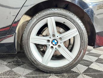 BMW 1 Series 2.0 120d Sport Auto Euro 5 (s/s) 5dr