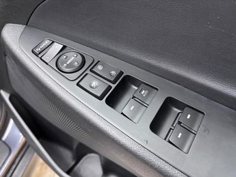 Hyundai TUCSON 1.7 CRDi Blue Drive SE Nav DCT Euro 6 (s/s) 5dr