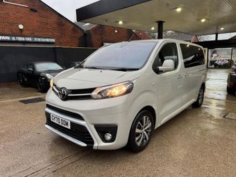 Toyota Proace 2.0D Family Medium MPV MWB Euro 6 (s/s) 5dr (8 Seat)