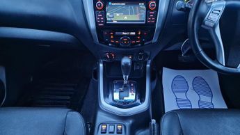 Nissan Navara 2.3 dCi Tekna Auto 4WD Euro 6 4dr