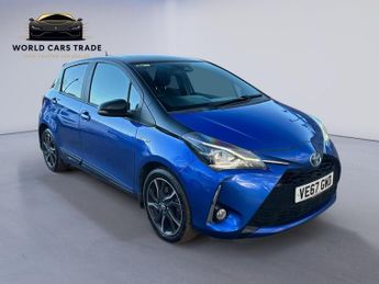 Toyota Yaris 1.5 VVT-h Blue Bi-Tone E-CVT Euro 6 (s/s) 5dr