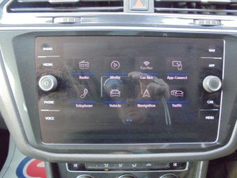 Volkswagen Tiguan 2.0 TDI SE Navigation DSG 4Motion Euro 6 (s/s) 5dr
