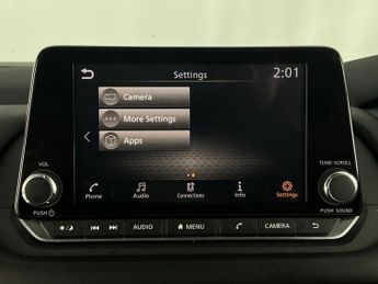 Nissan Qashqai 1.3 DIG-T MHEV Acenta Premium XTRON Euro 6 (s/s) 5dr