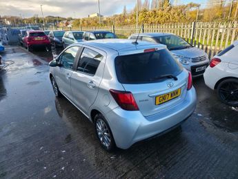 Toyota Yaris 1.33 Dual VVT-i Icon Multidrive S Euro 6 5dr