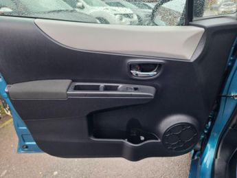 Toyota Yaris 1.33 Dual VVT-i T Spirit Multidrive S Euro 5 5dr