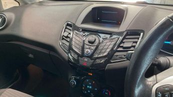 Ford Fiesta 1.6 Zetec Powershift Euro 5 5dr