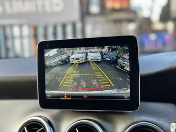 Mercedes-Benz GLA 1.6 GLA180 Urban Edition 7G-DCT Euro 6 (s/s) 5dr