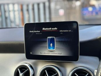 Mercedes-Benz GLA 1.6 GLA180 Urban Edition 7G-DCT Euro 6 (s/s) 5dr