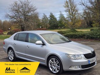 Skoda Superb 2.0 TDI Elegance DSG Euro 4 5dr