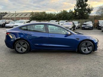 Tesla Model 3 (Dual Motor) Long Range Auto 4WDE 4dr