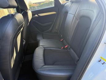 Audi Q3 2.0 TDI S line S Tronic quattro Euro 5 (s/s) 5dr