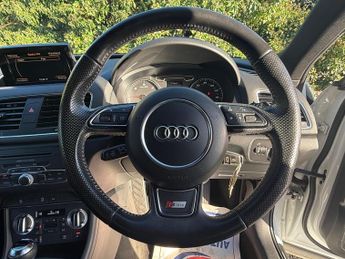 Audi Q3 2.0 TDI S line S Tronic quattro Euro 5 (s/s) 5dr