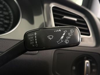 Volkswagen Golf 1.6 TDI SE Nav DSG Euro 6 (s/s) 5dr
