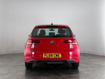 Volkswagen Golf 1.6 TDI SE Nav DSG Euro 6 (s/s) 5dr
