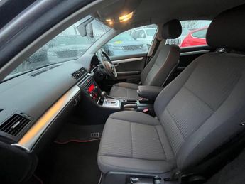 Audi A4 2.0 TDI SE CVT 4dr
