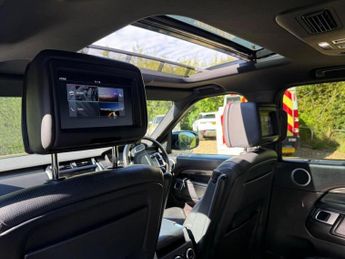 Land Rover Discovery 3.0 SD V6 HSE Luxury Auto 4WD Euro 6 (s/s) 5dr