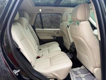 Land Rover Range Rover 4.4 SD V8 Vogue Auto 4WD Euro 6 (s/s) 5dr