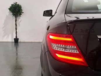 Mercedes-Benz C Class 2.1 C250 CDI AMG Sport Edition G-Tronic+ Euro 5 (s/s) 2dr