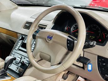 Volvo XC90 2.4 D5 SE Geartronic 5dr