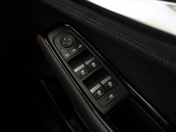 Renault Austral 1.2 E-TECH techno esprit Alpine Auto Euro 6 (s/s) 5dr