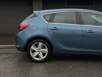 Vauxhall Astra 2.0 CDTi SRi Auto Euro 5 5dr