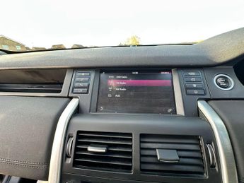 Land Rover Discovery Sport 2.0 TD4 HSE Black Auto 4WD Euro 6 (s/s) 5dr