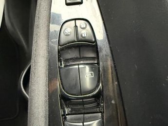 Nissan Leaf 24kWh Acenta Auto 5dr