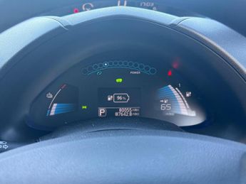 Nissan Leaf 24kWh Acenta Auto 5dr
