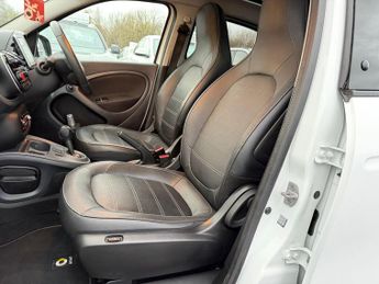 Smart forfour 1.0 Prime (Premium) Hatchback 5dr Petrol Twinamic Euro 6 (s/s) (