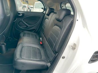Smart forfour 1.0 Prime (Premium) Hatchback 5dr Petrol Twinamic Euro 6 (s/s) (