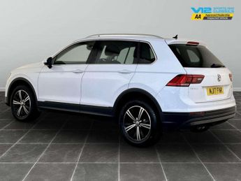 Volkswagen Tiguan 2.0 TDI BlueMotion Tech SE Navigation DSG 4Motion Euro 6 (s/s) 5