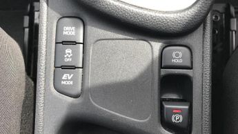 Toyota Yaris 1.5 VVT-h Icon E-CVT Euro 6 (s/s) 5dr