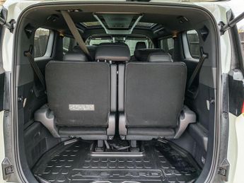 Toyota Vellfire ?6 HYBRIDS AVAILABLE?