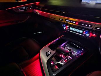 AUDI SQ7 4.0 TDI V8 SUV 5dr Diesel Tiptronic quattro Euro 6 (s/s) (435 ps