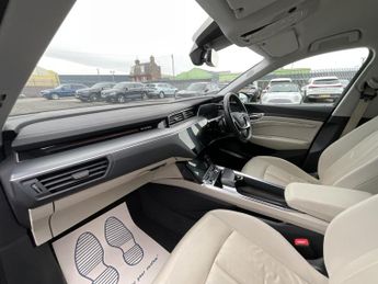 Audi E-Tron TECHNIK 55 QUATTRO