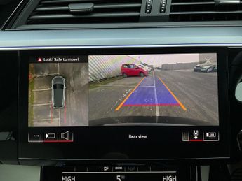 Audi E-Tron TECHNIK 55 QUATTRO