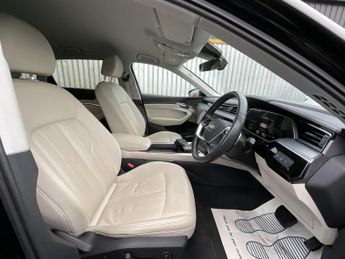 Audi E-Tron TECHNIK 55 QUATTRO