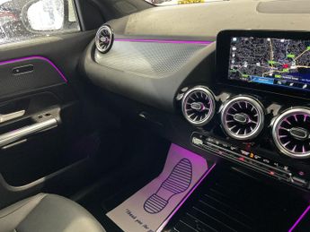 Mercedes-Benz Eqa 250 SPORT