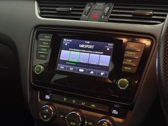 Skoda Octavia 2.0 TFSI vRS DSG Euro 6 (s/s) 5dr