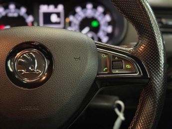 Skoda Octavia 2.0 TFSI vRS DSG Euro 6 (s/s) 5dr