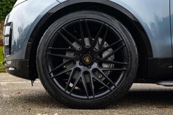 Land Rover Discovery 3.0 SD V6 HSE Luxury Auto 4WD Euro 6 (s/s) 5dr